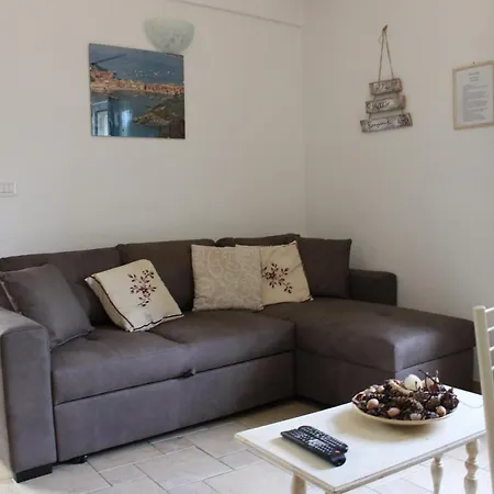 Fior D'olivo - Con Piscina Privata A Pochi Minuti Dal Centro Di Sestri Levante, Mare E Spiaggie Apartamento